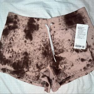LULULEMON INNER GLOW SHORTS